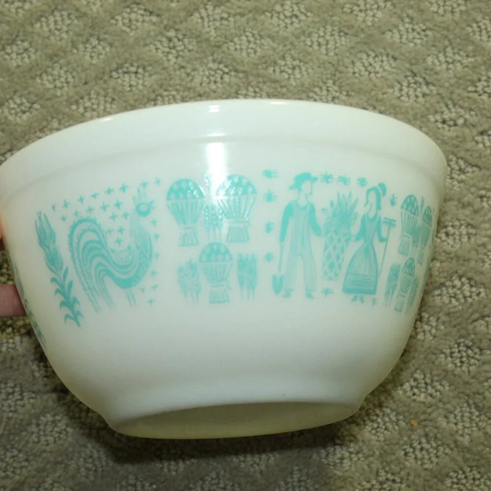 Pyrex Amish Butterprint Turquoise Mixing Stacking Bowl 402 1 1/2 Qt - MINT
